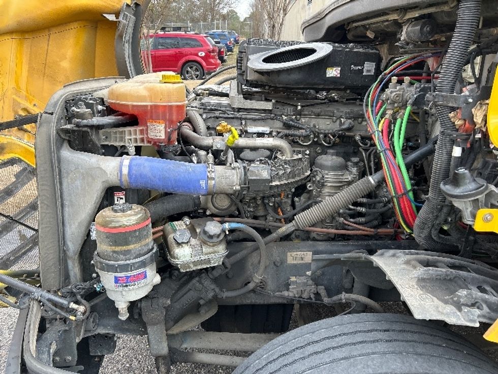 Day Cab Tractor-Heavy Duty Tractors-Freightliner-2020-T12664ST-Birmingham-AL-470,476\n\t\tmiles-$ 43,500 - Image 16