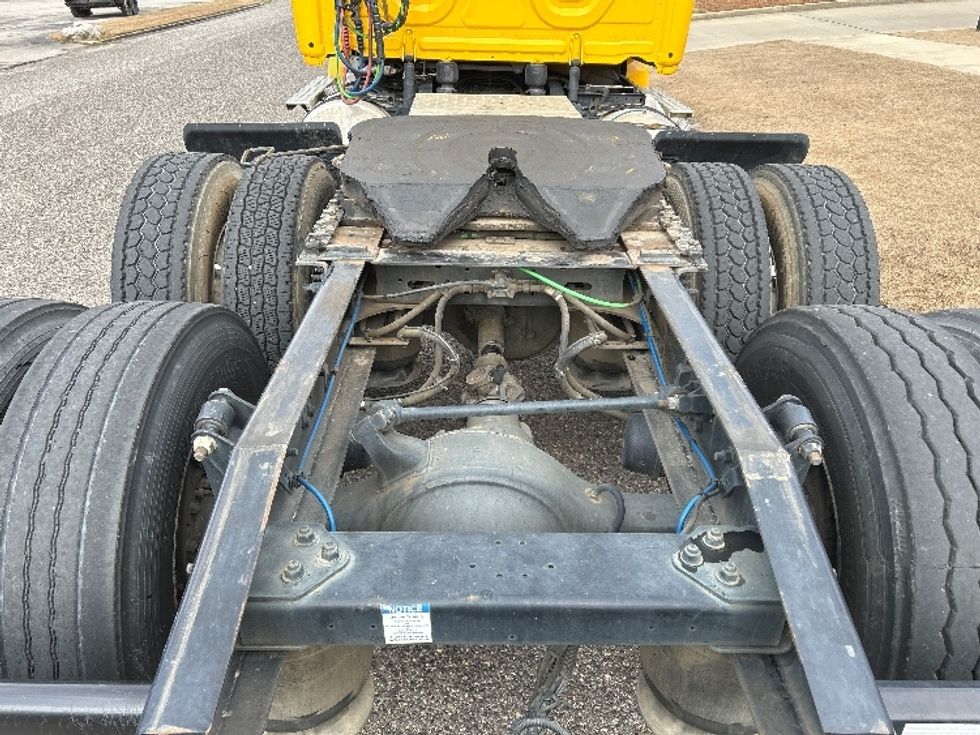 Day Cab Tractor-Heavy Duty Tractors-Freightliner-2020-T12664ST-Birmingham-AL-470,476\n\t\tmiles-$ 43,500 - Image 6