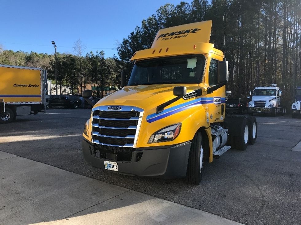 Day Cab Tractor-Heavy Duty Tractors-Freightliner-2020-T12664ST-Birmingham-AL-494,873\n\t\tmiles-$ 41,750 - Image 3
