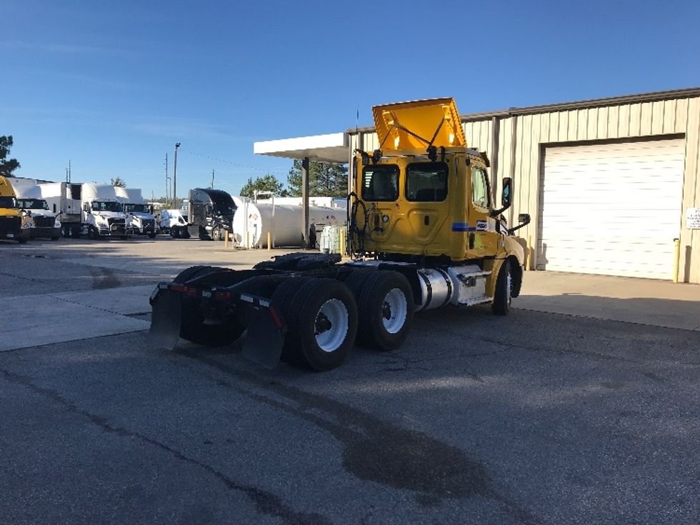 Day Cab Tractor-Heavy Duty Tractors-Freightliner-2020-T12664ST-Birmingham-AL-494,873\n\t\tmiles-$ 41,750 - Image 7