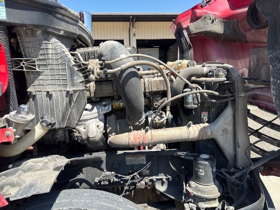 Day Cab Tractor-Heavy Duty Tractors-Freightliner-2020-T12664ST-Birmingham-AL-503,546\n\t\tmiles-$ 47,250 - Image 15