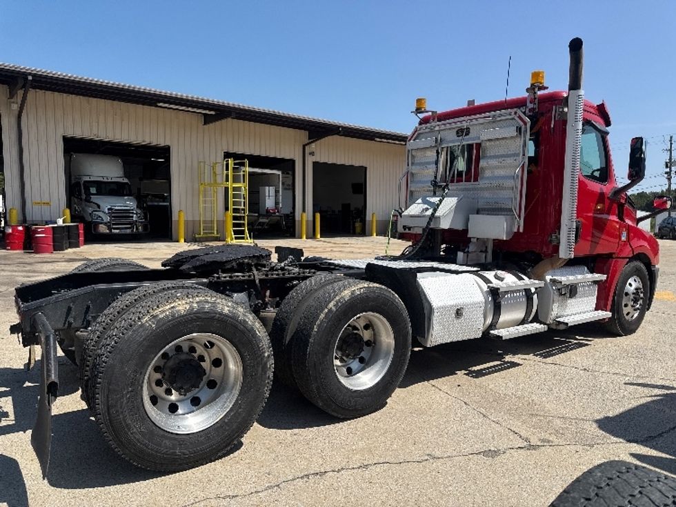 Day Cab Tractor-Heavy Duty Tractors-Freightliner-2020-T12664ST-Birmingham-AL-503,546\n\t\tmiles-$ 47,250 - Image 7