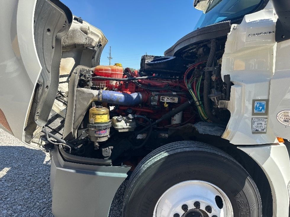 Day Cab Tractor-Heavy Duty Tractors-Freightliner-2020-T12664ST-Birmingham-AL-510,682\n\t\tmiles-$ 43,750 - Image 16