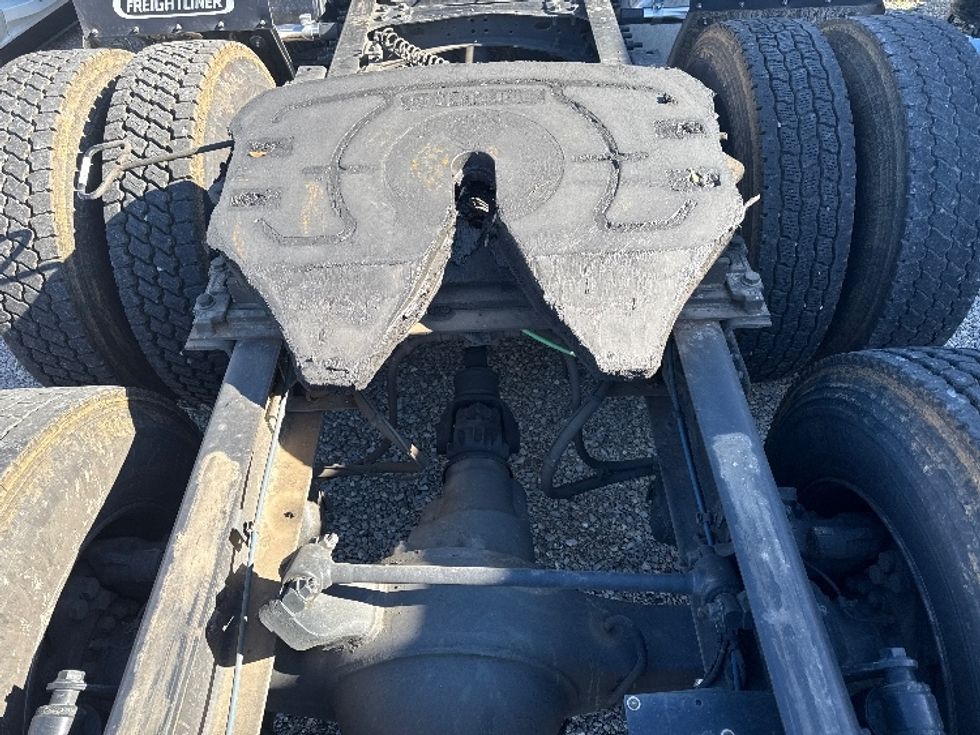 Day Cab Tractor-Heavy Duty Tractors-Freightliner-2020-T12664ST-Birmingham-AL-545,002\n\t\tmiles-$ 37,500 - Image 6