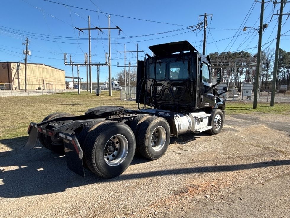 Day Cab Tractor-Heavy Duty Tractors-Freightliner-2020-T12664ST-Birmingham-AL-545,002\n\t\tmiles-$ 37,500 - Image 7