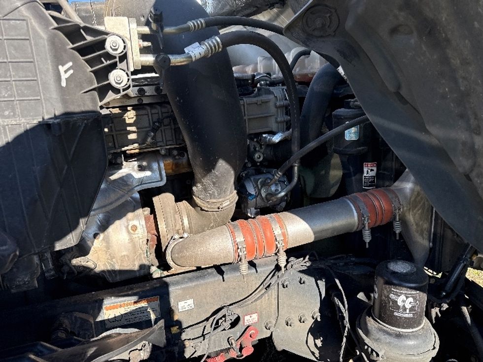 Day Cab Tractor-Heavy Duty Tractors-Freightliner-2020-T12664ST-Birmingham-AL-549,864\n\t\tmiles-$ 41,750 - Image 15