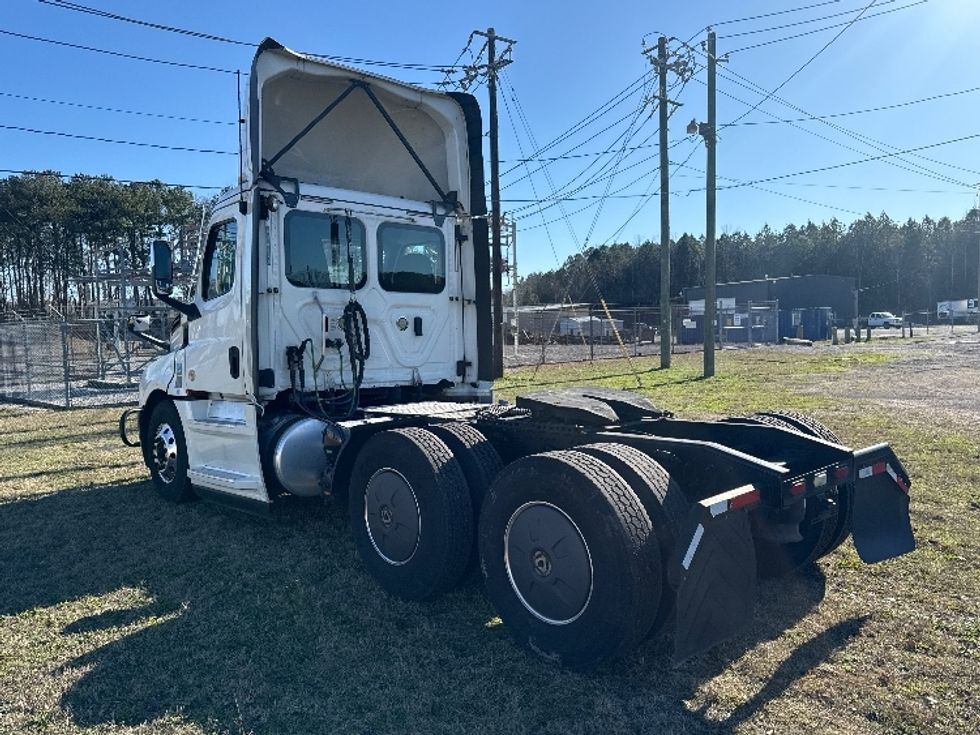 Day Cab Tractor-Heavy Duty Tractors-Freightliner-2020-T12664ST-Birmingham-AL-549,864\n\t\tmiles-$ 41,750 - Image 5