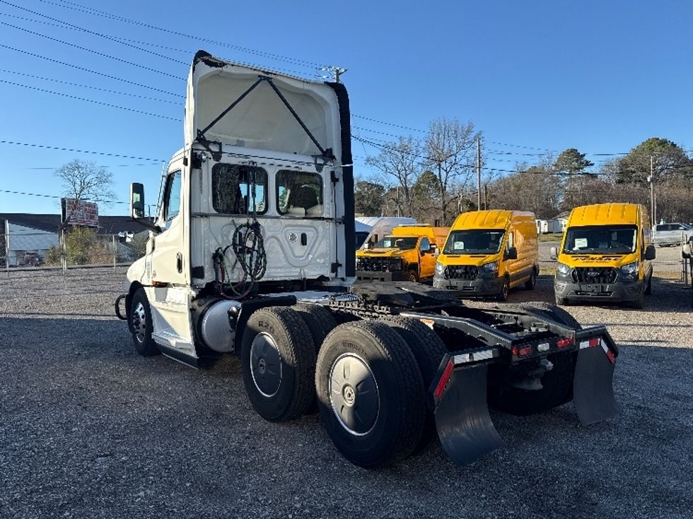 Day Cab Tractor-Heavy Duty Tractors-Freightliner-2020-T12664ST-Birmingham-AL-569,242\n\t\tmiles-$ 39,500 - Image 5