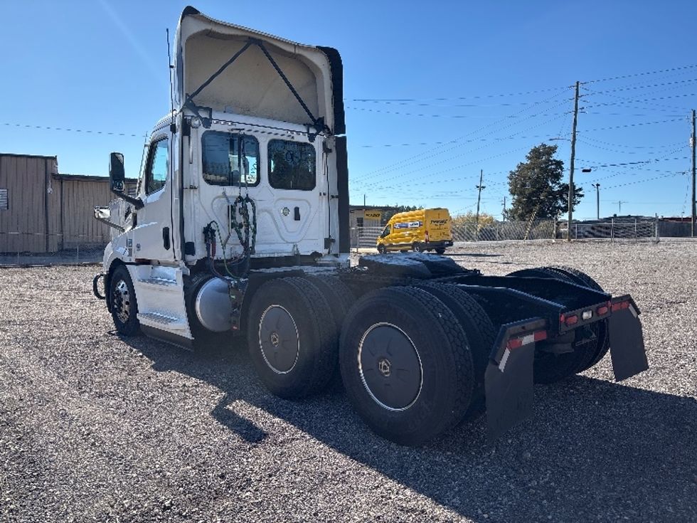 Day Cab Tractor-Heavy Duty Tractors-Freightliner-2020-T12664ST-Birmingham-AL-623,245\n\t\tmiles-$ 34,500 - Image 5