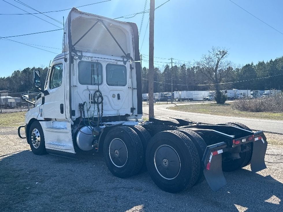 Day Cab Tractor-Heavy Duty Tractors-Freightliner-2020-T12664ST-Birmingham-AL-644,111\n\t\tmiles-$ 31,750 - Image 5