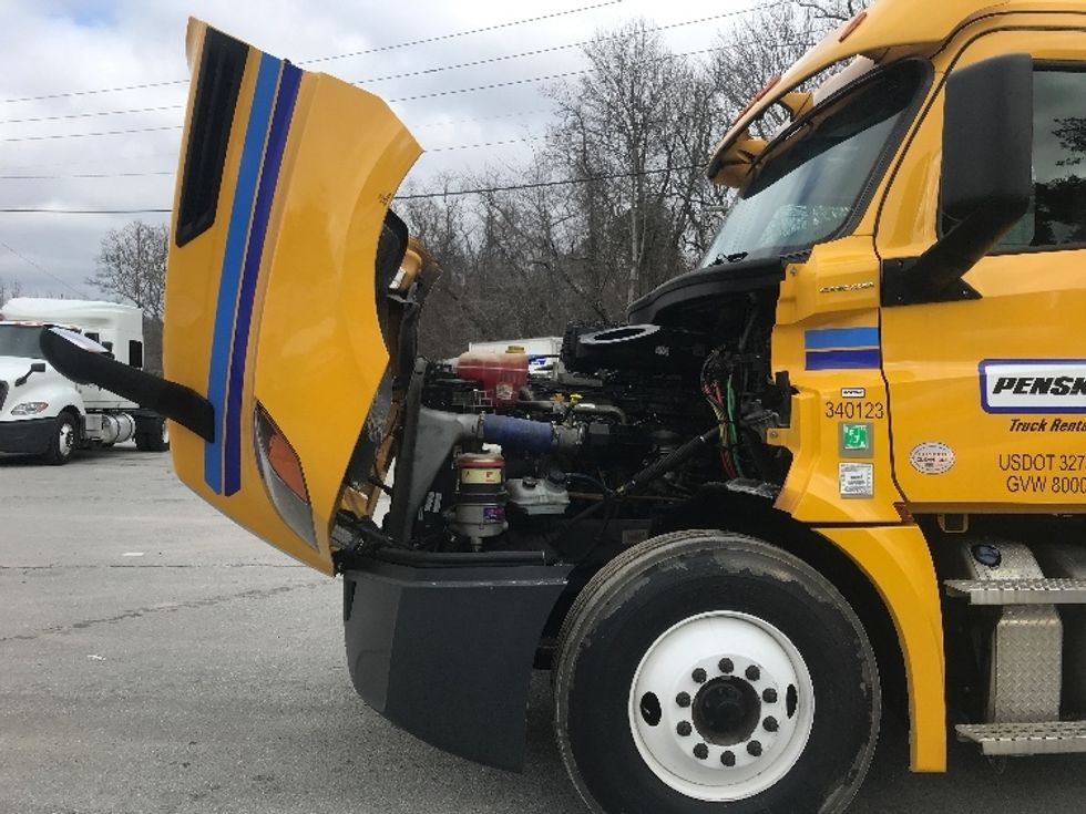 Day Cab Tractor-Heavy Duty Tractors-Freightliner-2020-T12664ST-Blountville-TN-540,455\n\t\tmiles-$ 42,500 - Image 16
