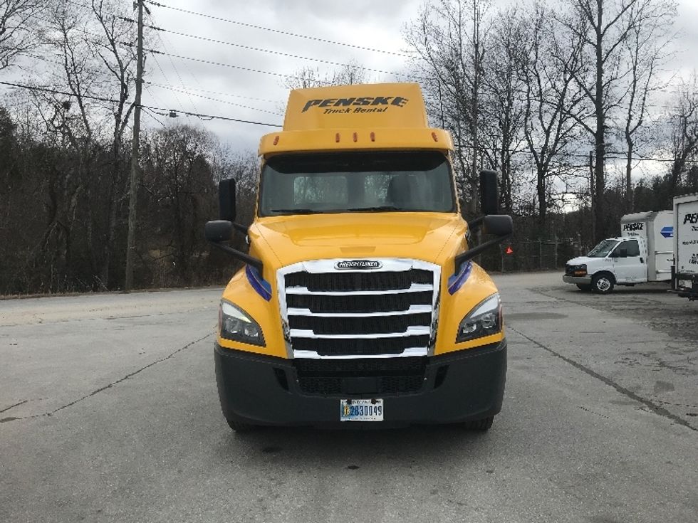 Day Cab Tractor-Heavy Duty Tractors-Freightliner-2020-T12664ST-Blountville-TN-540,455\n\t\tmiles-$ 42,500 - Image 2