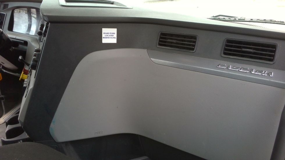 Day Cab Tractor-Heavy Duty Tractors-Freightliner-2020-T12664ST-Boaz-AL-472,764\n\t\tmiles-$ 50,250 - Image 13