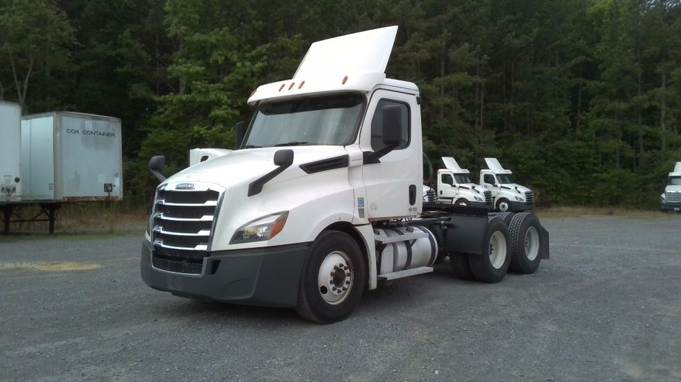 Day Cab Tractor-Heavy Duty Tractors-Freightliner-2020-T12664ST-Boaz-AL-472,764\n\t\tmiles-$ 50,250 - Image 3