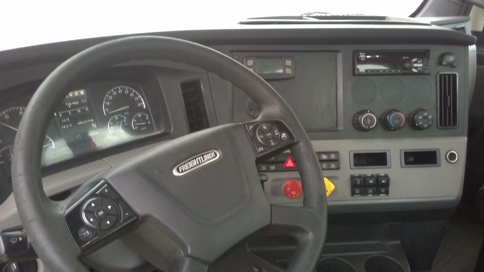 Day Cab Tractor-Heavy Duty Tractors-Freightliner-2020-T12664ST-Boaz-AL-486,219\n\t\tmiles-$ 49,000 - Image 11