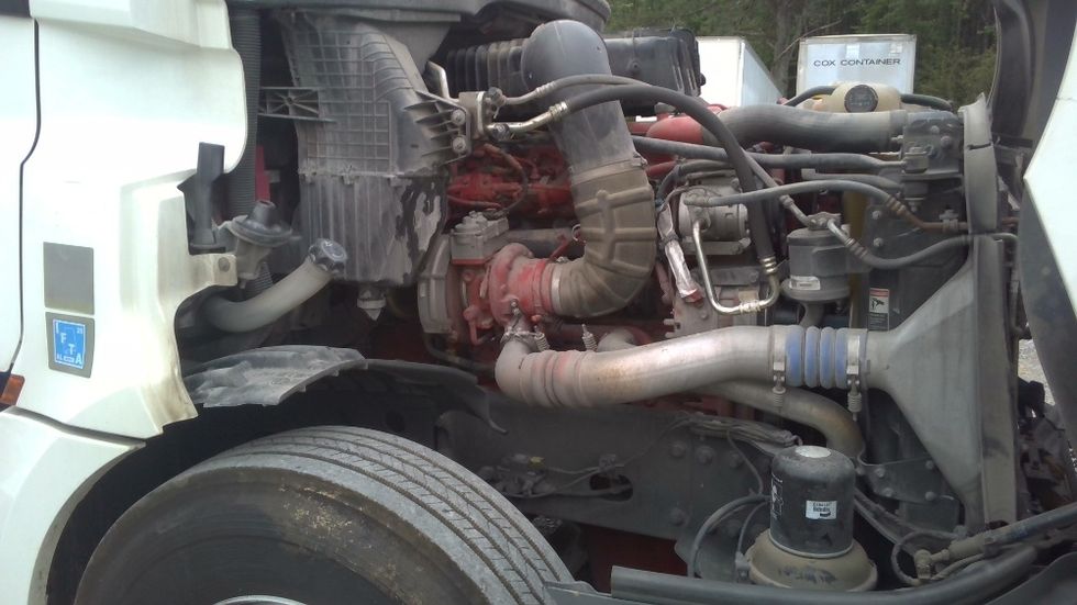 Day Cab Tractor-Heavy Duty Tractors-Freightliner-2020-T12664ST-Boaz-AL-486,219\n\t\tmiles-$ 49,000 - Image 15