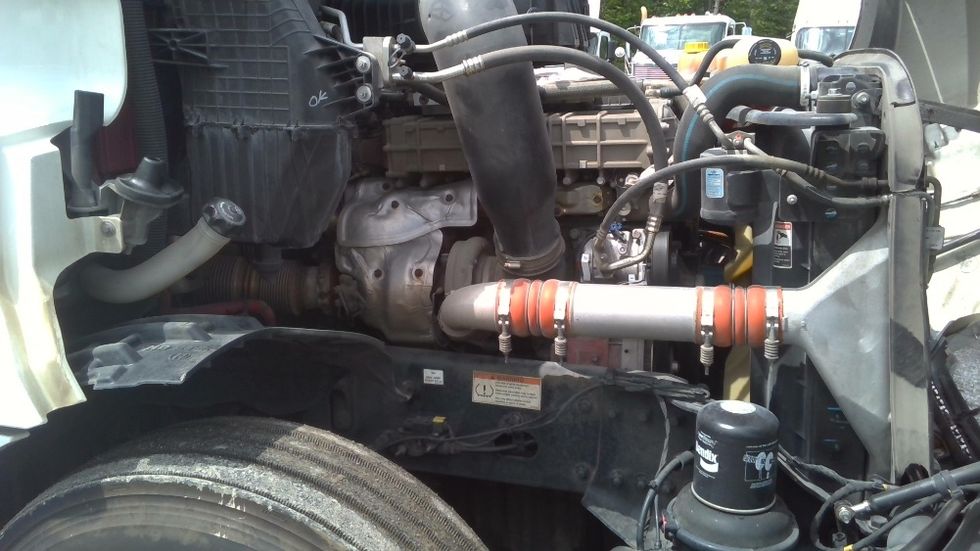 Day Cab Tractor-Heavy Duty Tractors-Freightliner-2020-T12664ST-Boaz-AL-556,256\n\t\tmiles-$ 41,750 - Image 15