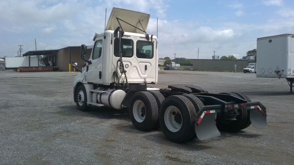 Day Cab Tractor-Heavy Duty Tractors-Freightliner-2020-T12664ST-Boaz-AL-556,256\n\t\tmiles-$ 41,750 - Image 5