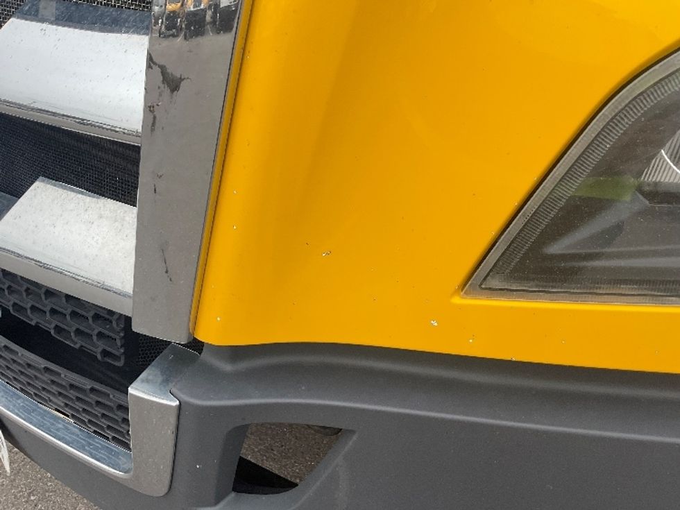 Day Cab Tractor-Heavy Duty Tractors-Freightliner-2020-T12664ST-Boise-ID-306,543\n\t\tmiles-$ 63,500 - Image 17