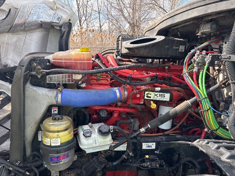 Day Cab Tractor-Heavy Duty Tractors-Freightliner-2020-T12664ST-Brook Park-OH-406,829\n\t\tmiles-$ 50,500 - Image 16