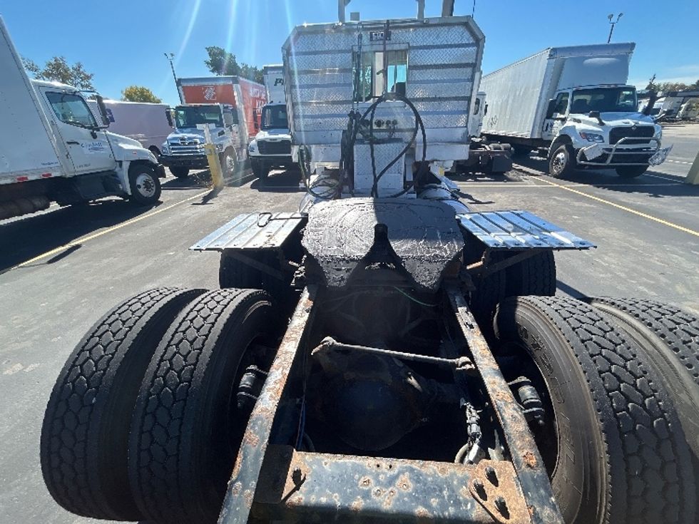 Day Cab Tractor-Heavy Duty Tractors-Freightliner-2020-T12664ST-Brooklyn Park-MN-212,902\n\t\tmiles-$ 62,000 - Image 6
