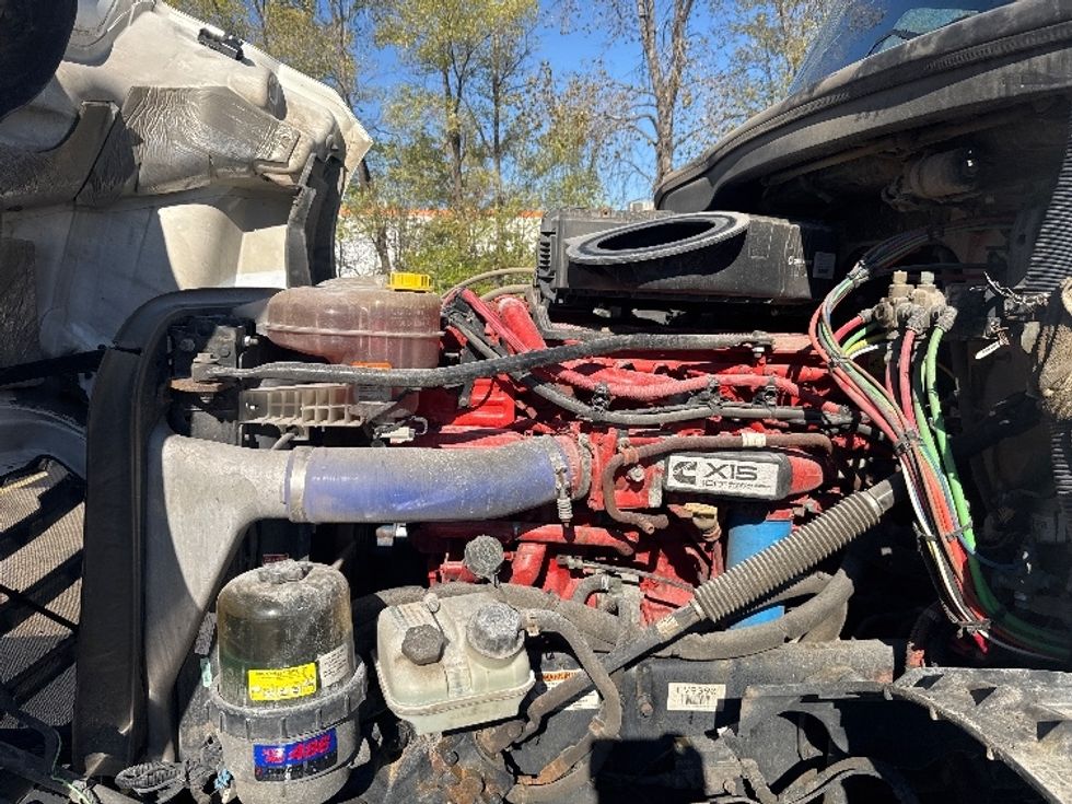 Day Cab Tractor-Heavy Duty Tractors-Freightliner-2020-T12664ST-Brooklyn Park-MN-284,903\n\t\tmiles-$ 60,500 - Image 16
