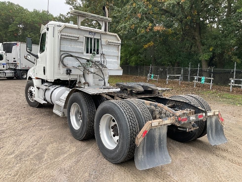 Day Cab Tractor-Heavy Duty Tractors-Freightliner-2020-T12664ST-Brooklyn Park-MN-388,943\n\t\tmiles-$ 55,000 - Image 5