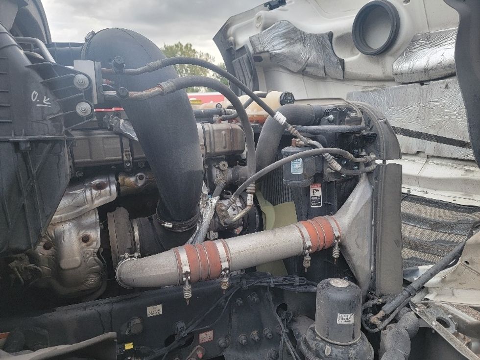 Day Cab Tractor-Heavy Duty Tractors-Freightliner-2020-T12664ST-Brooklyn Park-MN-647,308\n\t\tmiles-$ 35,000 - Image 15