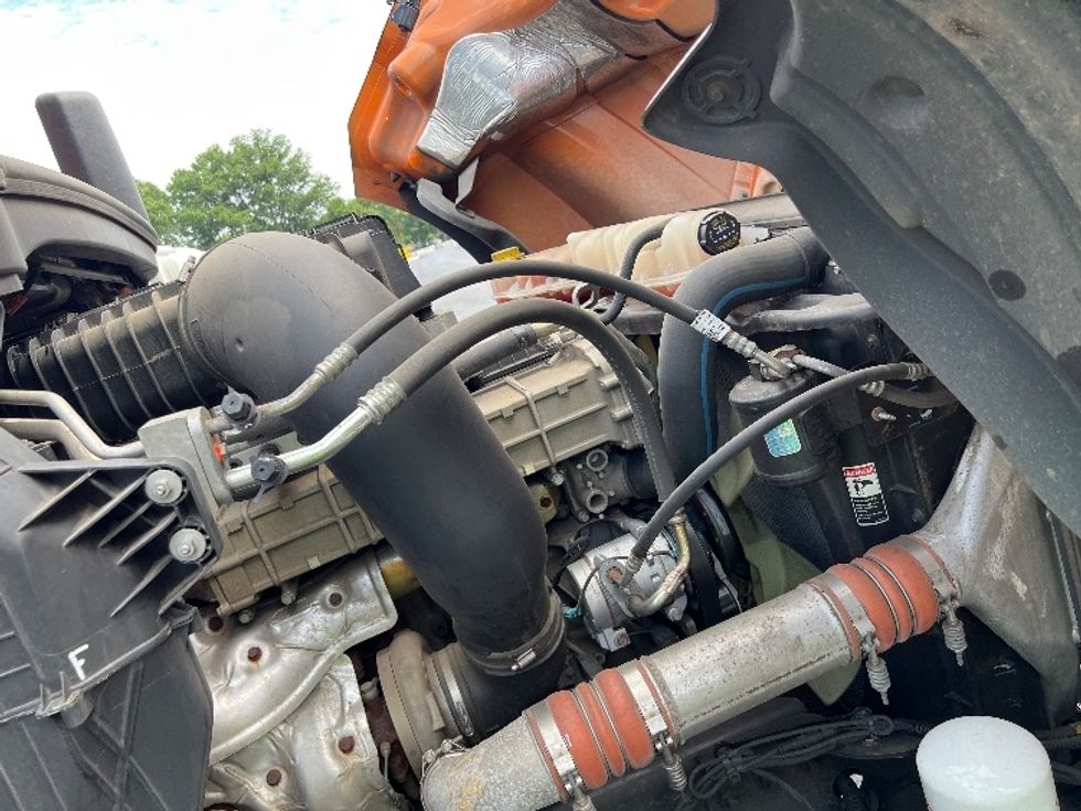 Day Cab Tractor-Heavy Duty Tractors-Freightliner-2020-T12664ST-Burlington-NJ-435,734\n\t\tmiles-$ 57,750 - Image 15