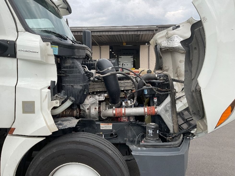 Day Cab Tractor-Heavy Duty Tractors-Freightliner-2020-T12664ST-Byron Center-MI-271,385\n\t\tmiles-$ 69,500 - Image 15