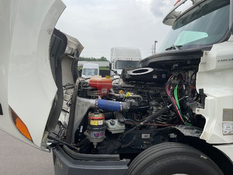 Day Cab Tractor-Heavy Duty Tractors-Freightliner-2020-T12664ST-Byron Center-MI-271,385\n\t\tmiles-$ 69,500 - Image 16