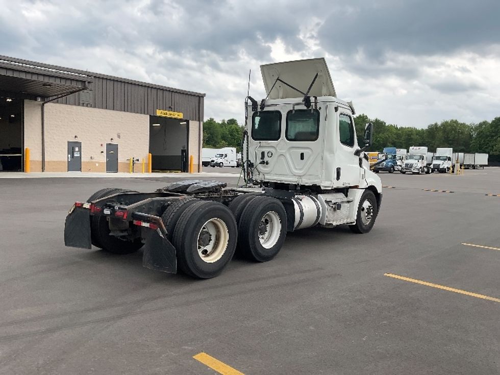 Day Cab Tractor-Heavy Duty Tractors-Freightliner-2020-T12664ST-Byron Center-MI-271,385\n\t\tmiles-$ 69,500 - Image 7