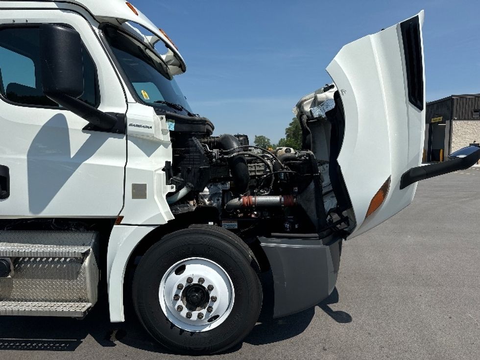 Day Cab Tractor-Heavy Duty Tractors-Freightliner-2020-T12664ST-Byron Center-MI-292,243\n\t\tmiles-$ 55,500 - Image 15