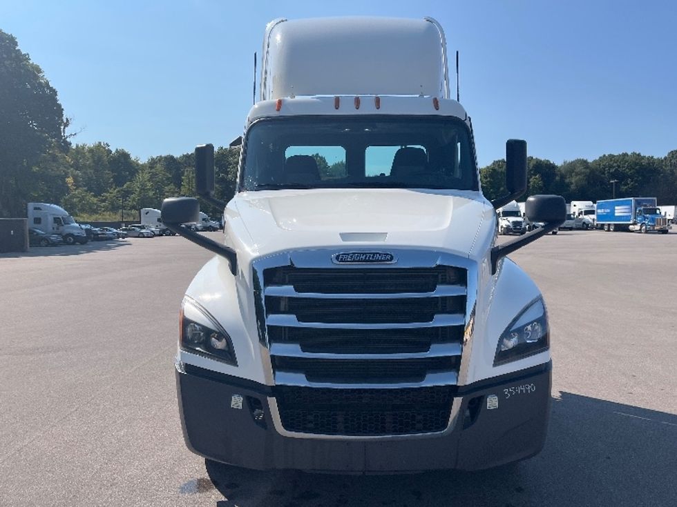 Day Cab Tractor-Heavy Duty Tractors-Freightliner-2020-T12664ST-Byron Center-MI-347,342\n\t\tmiles-$ 53,750 - Image 2