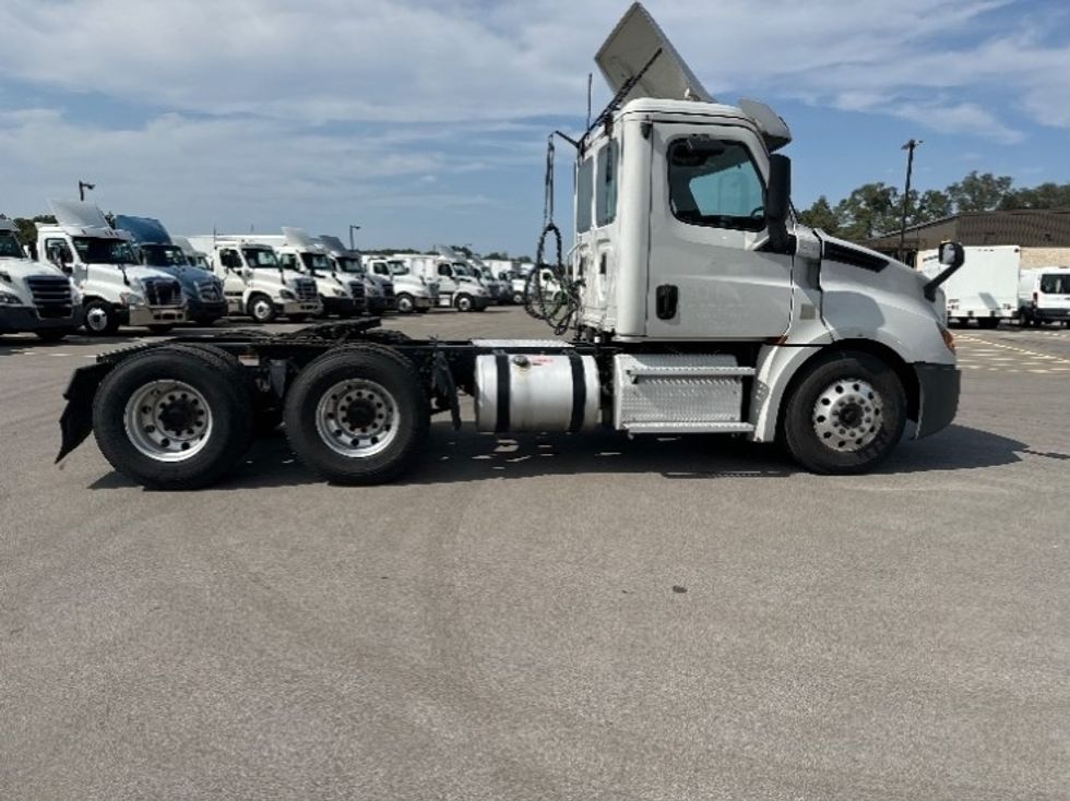 Day Cab Tractor-Heavy Duty Tractors-Freightliner-2020-T12664ST-Byron Center-MI-546,733\n\t\tmiles-$ 47,500 - Image 8