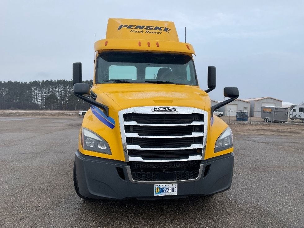 Day Cab Tractor-Heavy Duty Tractors-Freightliner-2020-T12664ST-Cadillac-MI-368,484\n\t\tmiles-$ 47,750 - Image 2