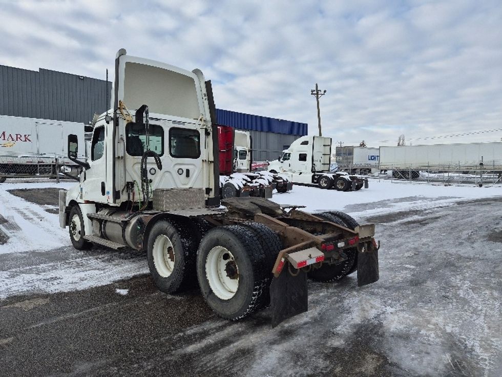 Day Cab Tractor-Heavy Duty Tractors-Freightliner-2020-T12664ST-Calgary-AB-736,001\n\t\tkm-$ 55,000 - Image 5