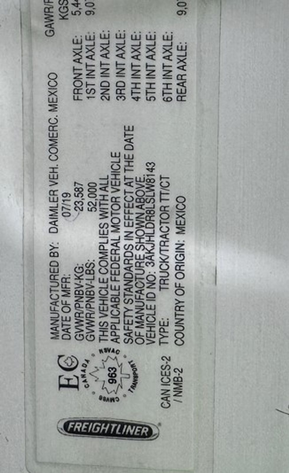 Day Cab Tractor-Heavy Duty Tractors-Freightliner-2020-T12664ST-Calgary-AB-766,227\n\t\tkm-$ 52,750 - Image 17