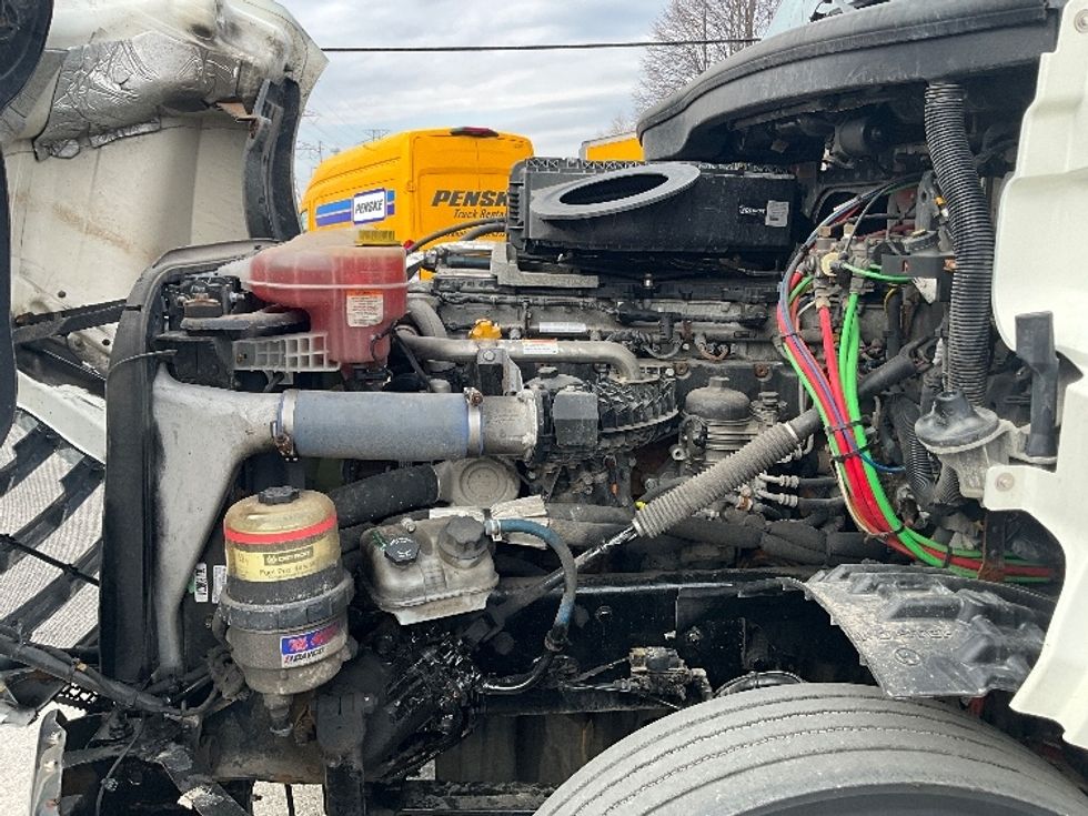 Day Cab Tractor-Heavy Duty Tractors-Freightliner-2020-T12664ST-Cambridge-ON-270,481\n\t\tkm-$ 74,000 - Image 16