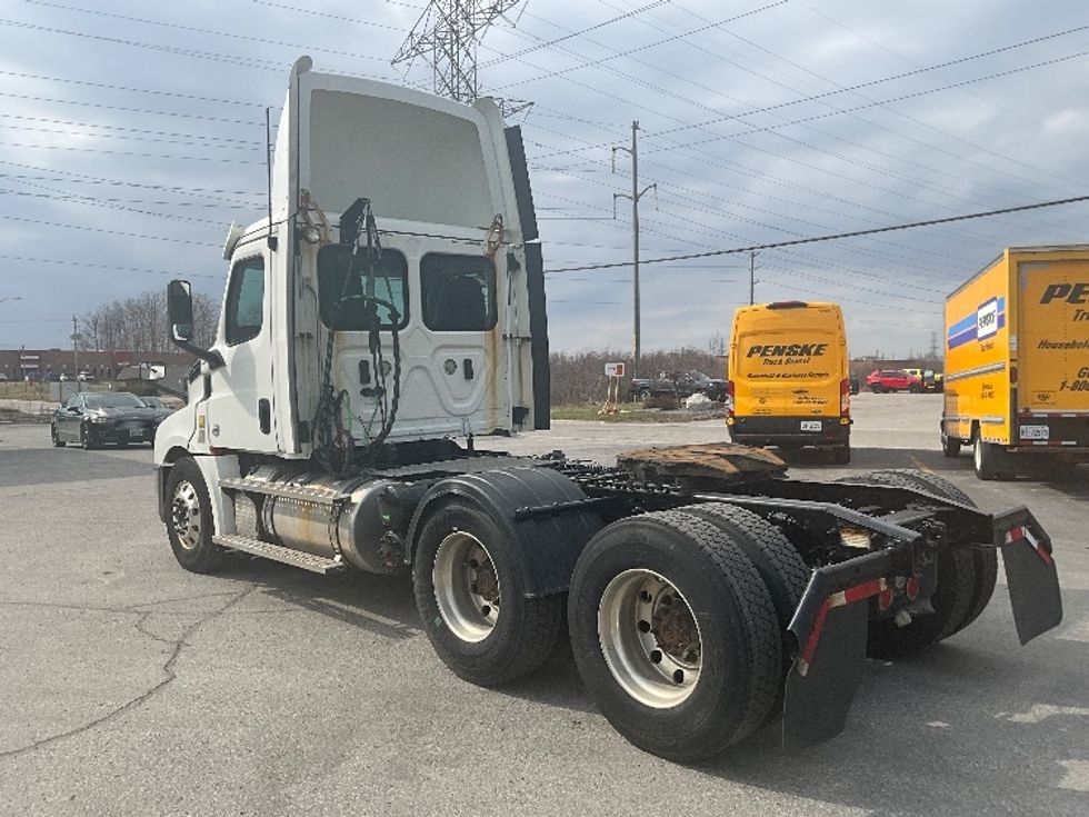 Day Cab Tractor-Heavy Duty Tractors-Freightliner-2020-T12664ST-Cambridge-ON-270,481\n\t\tkm-$ 74,000 - Image 5