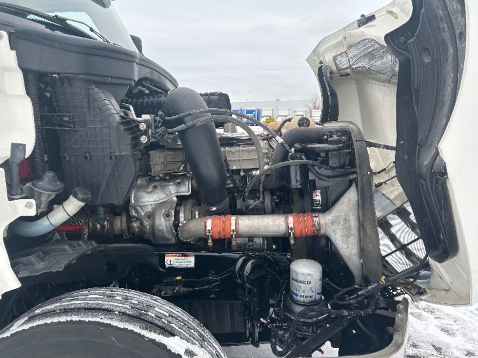 Day Cab Tractor-Heavy Duty Tractors-Freightliner-2020-T12664ST-Cambridge-ON-477,697\n\t\tkm-$ 67,250 - Image 15