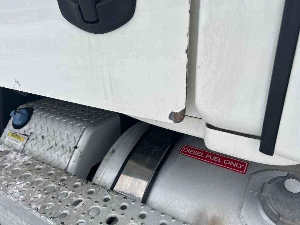 Day Cab Tractor-Heavy Duty Tractors-Freightliner-2020-T12664ST-Cambridge-ON-477,697\n\t\tkm-$ 67,250 - Image 17