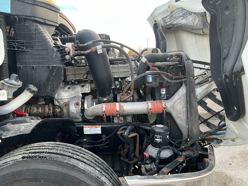 Day Cab Tractor-Heavy Duty Tractors-Freightliner-2020-T12664ST-Cambridge-ON-528,321\n\t\tkm-$ 65,250 - Image 15