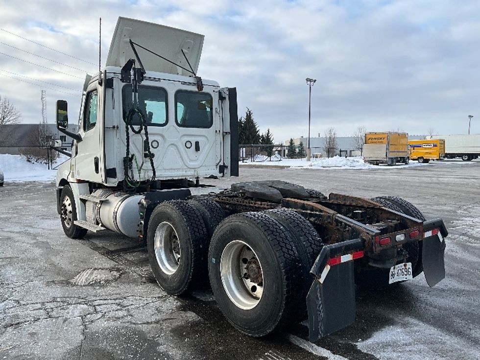 Day Cab Tractor-Heavy Duty Tractors-Freightliner-2020-T12664ST-Cambridge-ON-528,321\n\t\tkm-$ 65,250 - Image 5