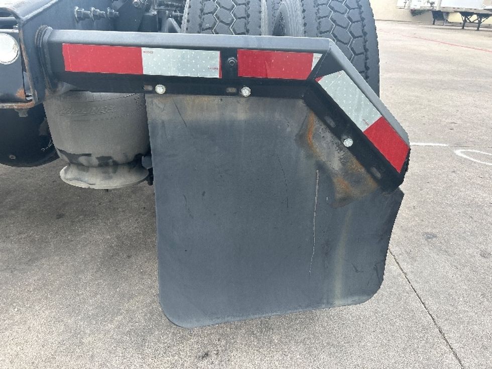 Day Cab Tractor-Heavy Duty Tractors-Freightliner-2020-T12664ST-Carrollton-TX-237,984\n\t\tmiles-$ 62,500 - Image 20