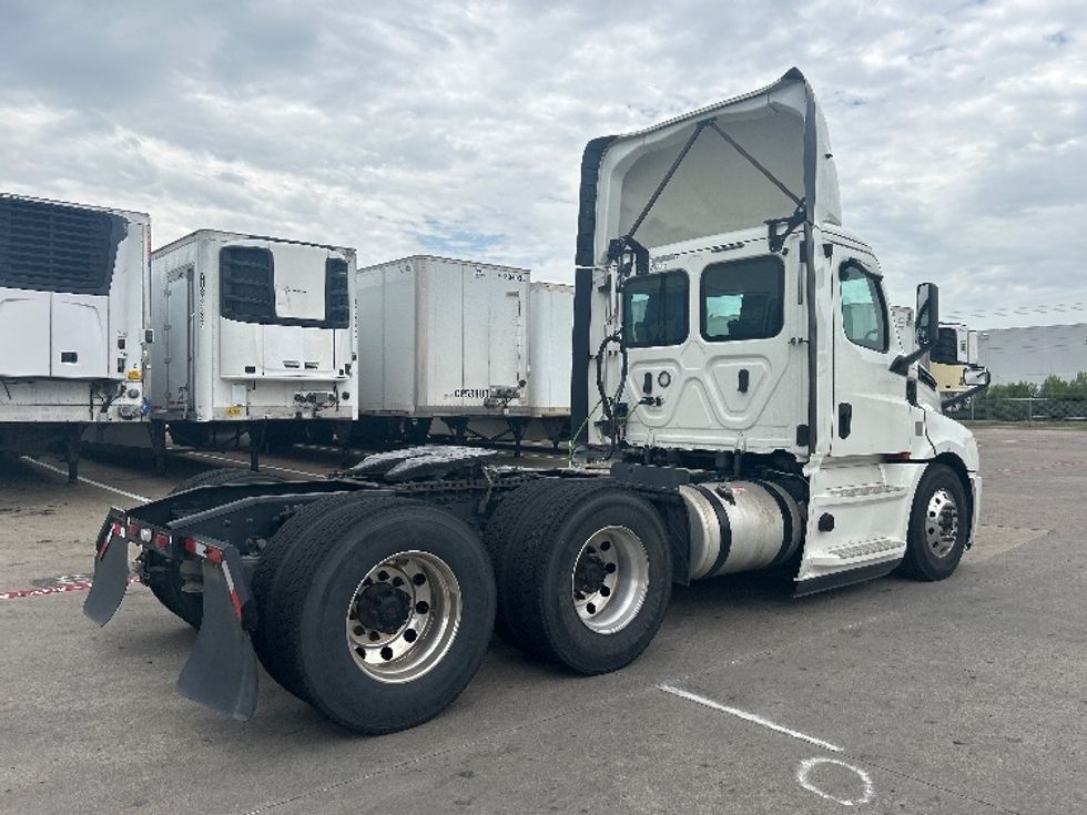 Day Cab Tractor-Heavy Duty Tractors-Freightliner-2020-T12664ST-Carrollton-TX-237,984\n\t\tmiles-$ 62,500 - Image 7