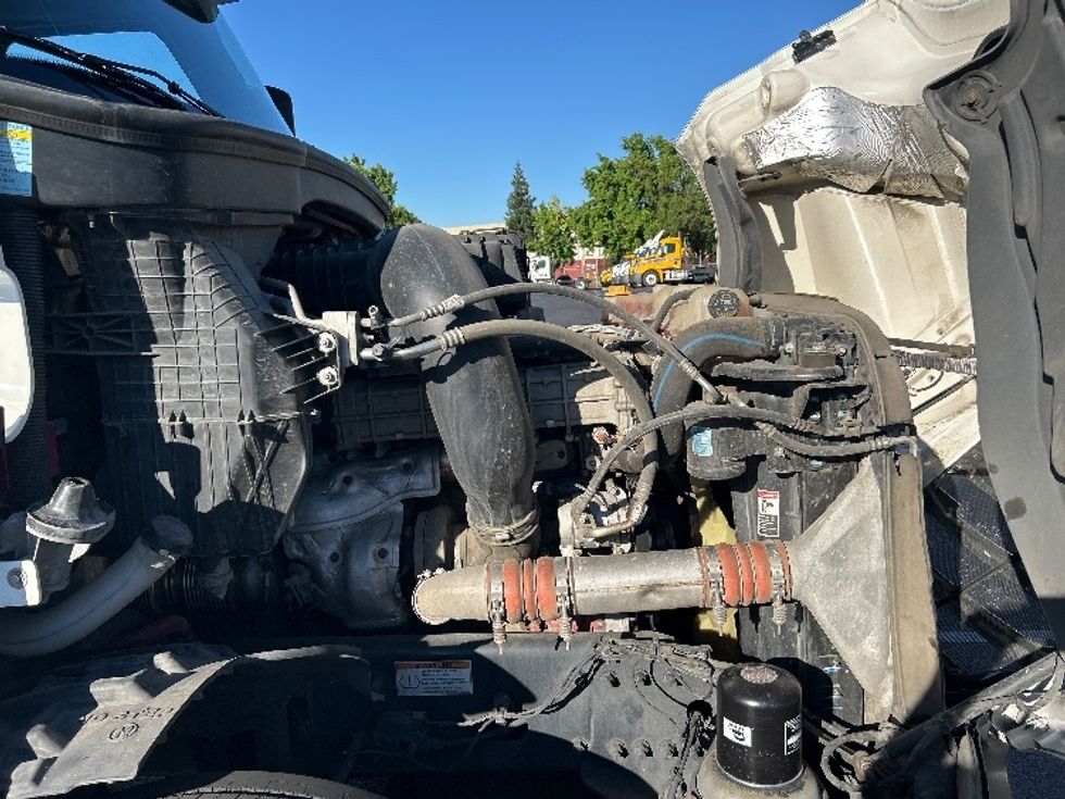 Day Cab Tractor-Heavy Duty Tractors-Freightliner-2020-T12664ST-Ceres-CA-488,568\n\t\tmiles-$ 46,500 - Image 15