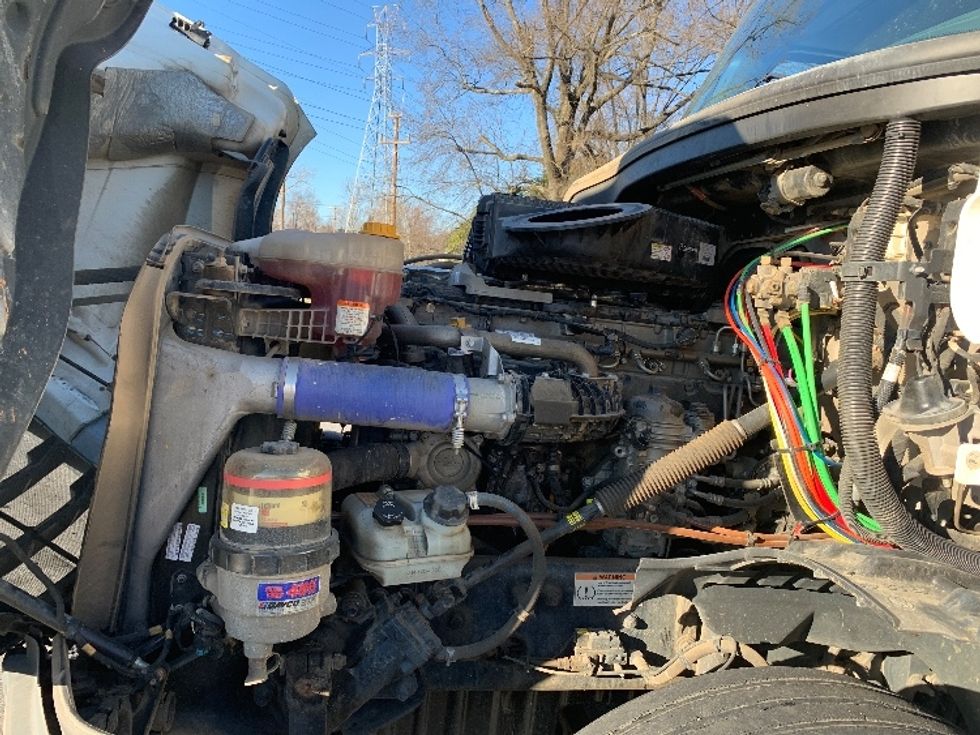 Day Cab Tractor-Heavy Duty Tractors-Freightliner-2020-T12664ST-Charlotte-NC-272,215\n\t\tmiles-$ 76,250 - Image 16