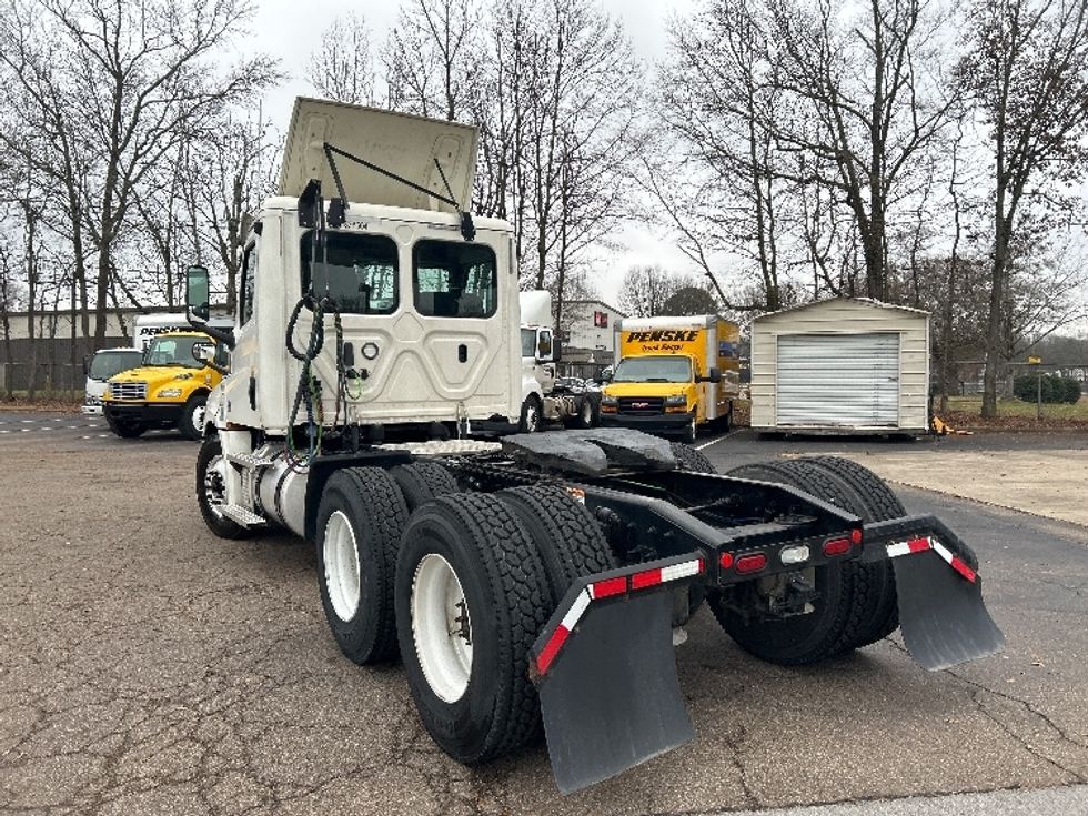 Day Cab Tractor-Heavy Duty Tractors-Freightliner-2020-T12664ST-Chattanooga-TN-433,653\n\t\tmiles-$ 50,250 - Image 5