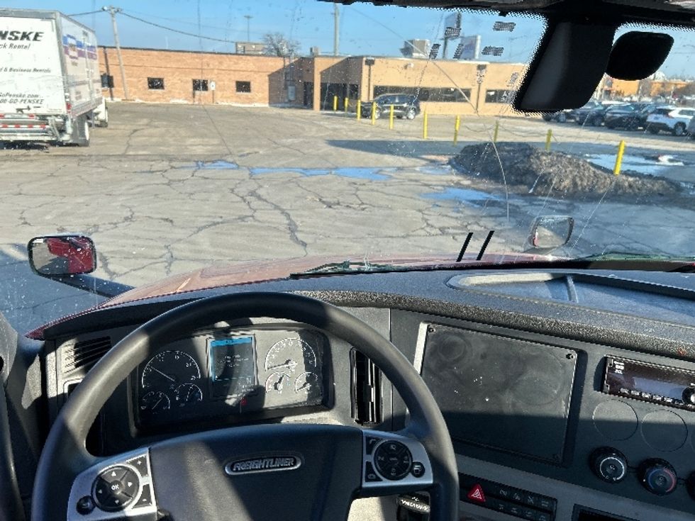 Day Cab Tractor-Heavy Duty Tractors-Freightliner-2020-T12664ST-Chicago (Melrose Park)-IL-327,716\n\t\tmiles-$ 50,750 - Image 11